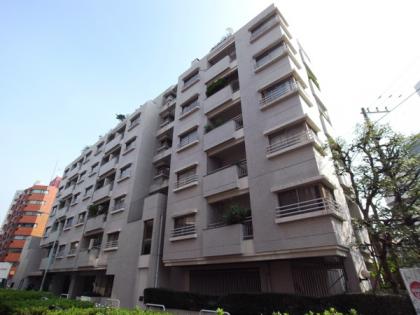 乃木坂ナショナルコートの外観