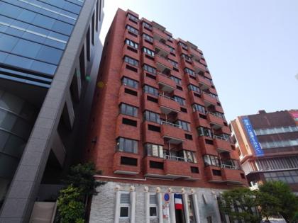 乃木坂リリエンハイムの外観