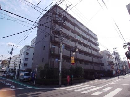 ルーブル世田谷の外観