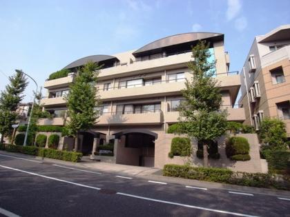 グランポート深沢の外観