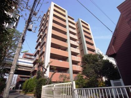 ライオンズグローベル桜新町の外観