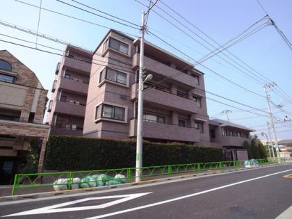 深沢ホームズの外観