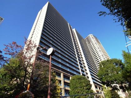 カテリーナ三田タワースイートの外観