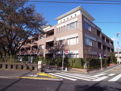 グランベスタージュ深沢の外観