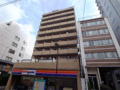 マートルコート三田の外観