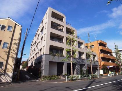 アーバンパレス等々力の外観