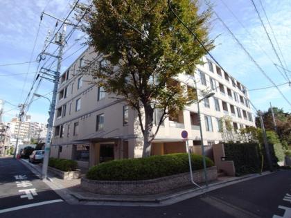 メゾンヴェール白金台の外観