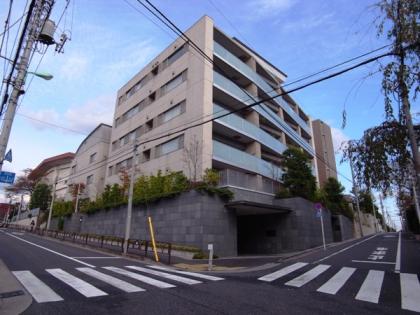 パークプレシオ等々力の外観