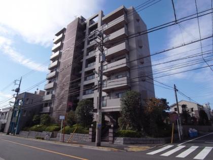 朝日ラパリオ等々力台の外観