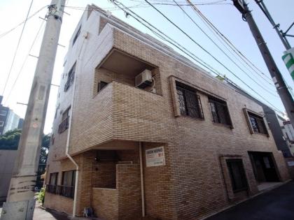 シャトーポレール渋谷の外観