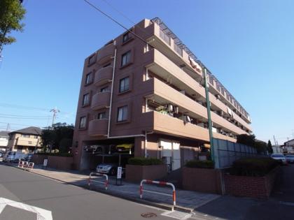 クレッセント尾山台の外観