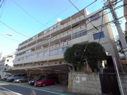 代官山コーポラスの外観