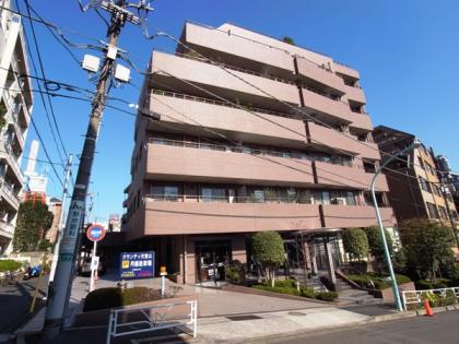 グランディ代官山の外観