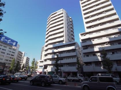 ヒルズ代官山の外観