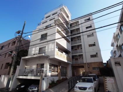 代官山ハイツの外観