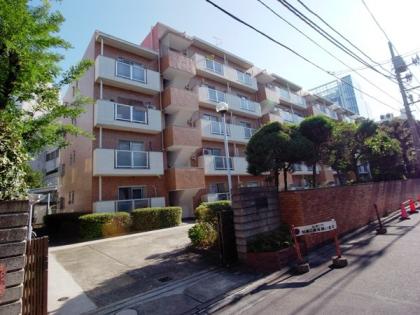 代官山ローヤルコーポの外観