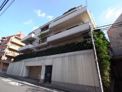 クレール代々木上原の外観