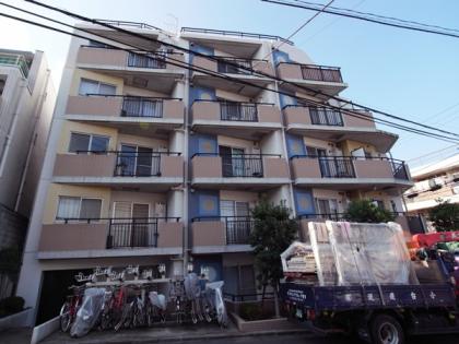 トゥールロワイヤルエルモア代々木上原の外観