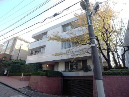 広尾パレスの外観