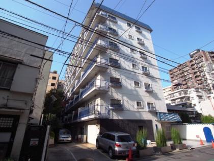 秀和西麻布レジデンスの外観