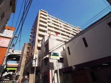 麻布霞町マンションの外観