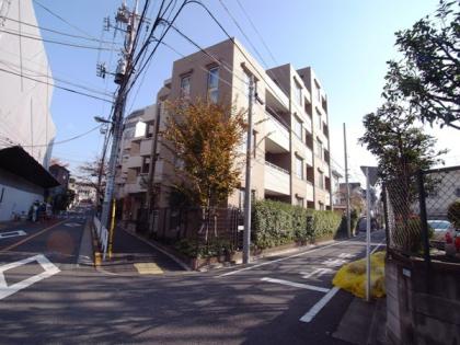 デュオスカーラ緑が丘の外観