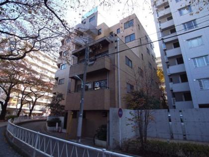 ライオンズマンション都立大学の外観