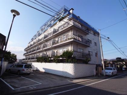 秀和大岡山レジデンスの外観