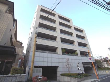 神宮外苑ハウスの外観