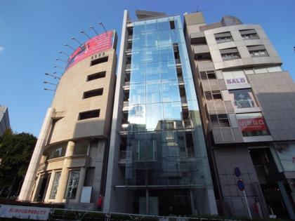 神宮前シティタワーの外観