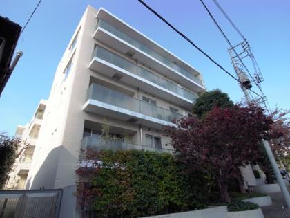 神宮前五丁目ブランシェの外観