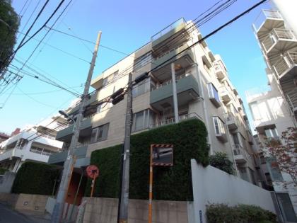 東急ドエルアルス神宮前の外観