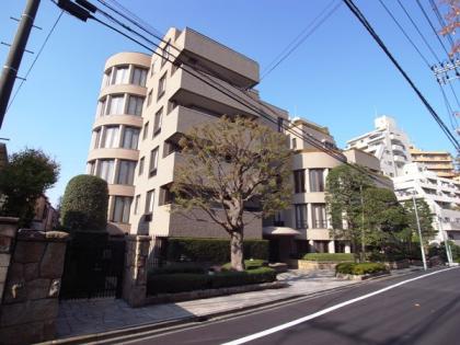 ルミアン目黒平町の外観