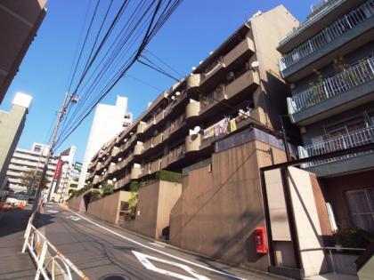 エルアルカサル目黒の外観