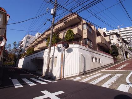 エンブレム目黒茶屋坂の外観