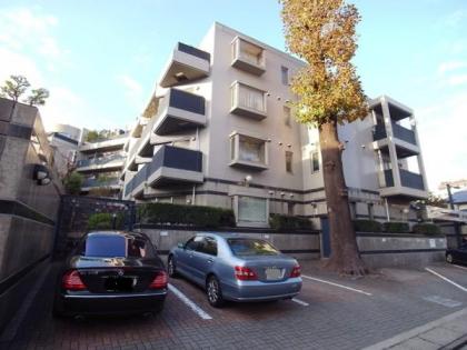 目黒ロイアルハイツの外観