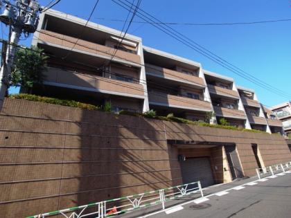 ディアナコート代々木の外観