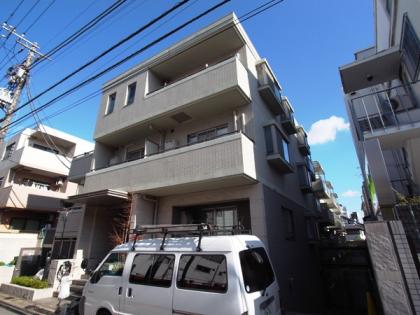 アビテ四谷大京町の外観