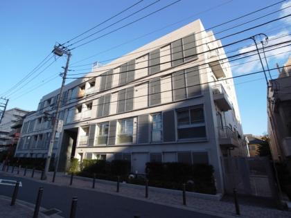 プラウドジェム市ヶ谷の外観