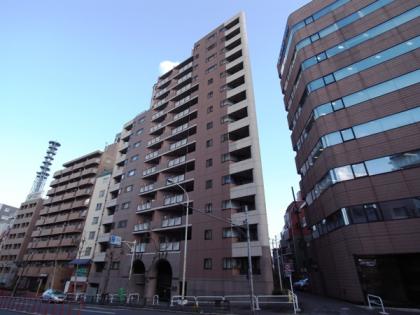 フリーディオ四谷三丁目の外観