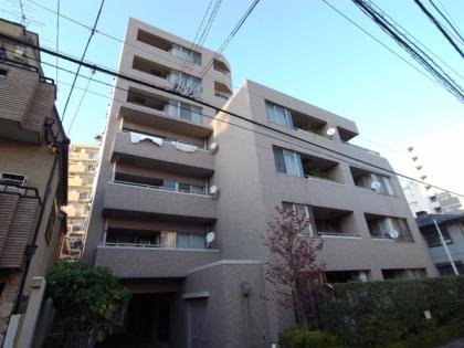 新宿余丁町パークホームズの外観