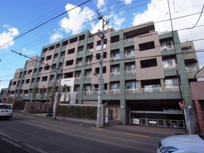 ジェイパーク石川台ラフィエールの外観