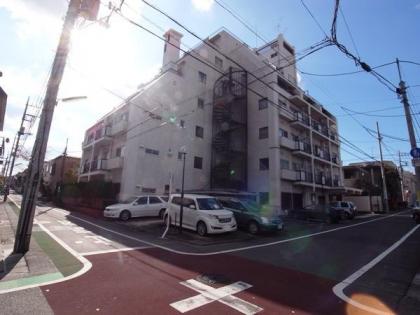 ニュー奥沢ハイツの外観