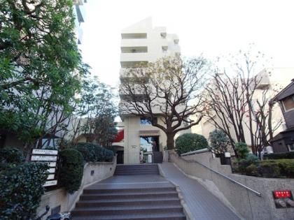 グランドメゾン戸山の外観