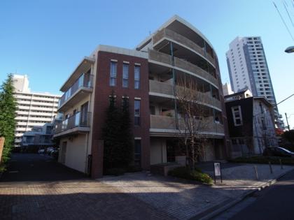 サンウッド新宿戸山フラッツの外観