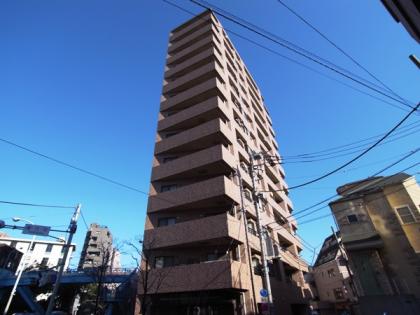 日神パレステージ市谷富久町の外観