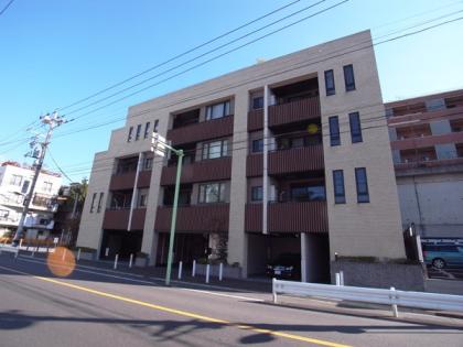 アデニウム洗足池オートクチュールテラスの外観