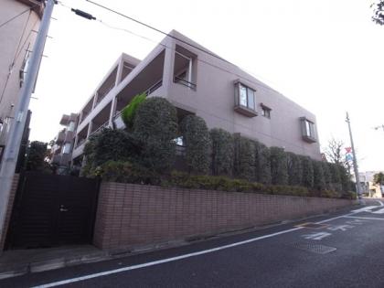 ファミールグラン東雪谷の外観