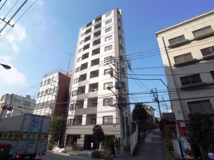 デュオスカーラ神楽坂の外観