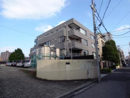 パークコート市谷薬王寺の外観